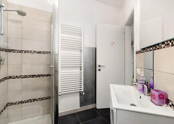 Casa Al Boschetto * 菲纳莱利古雷